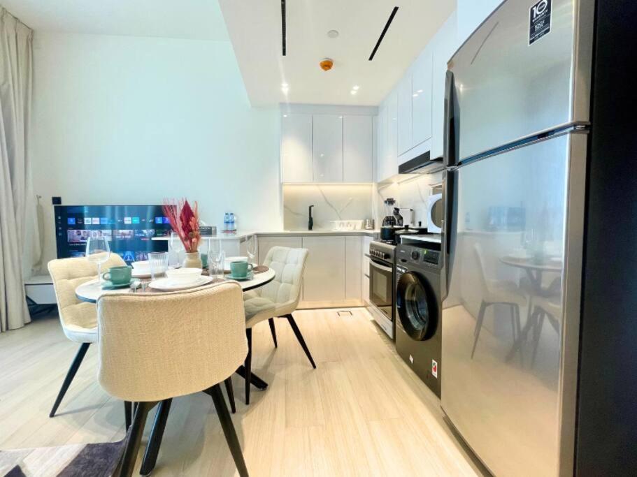 Premium Furnished 1br Binghatti Corner In Jvc *