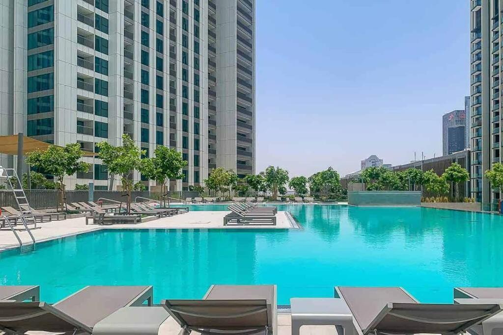 Living With Burj Khalifa Views * Dubai