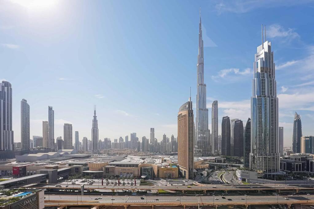 Living With Burj Khalifa Views * Dubai