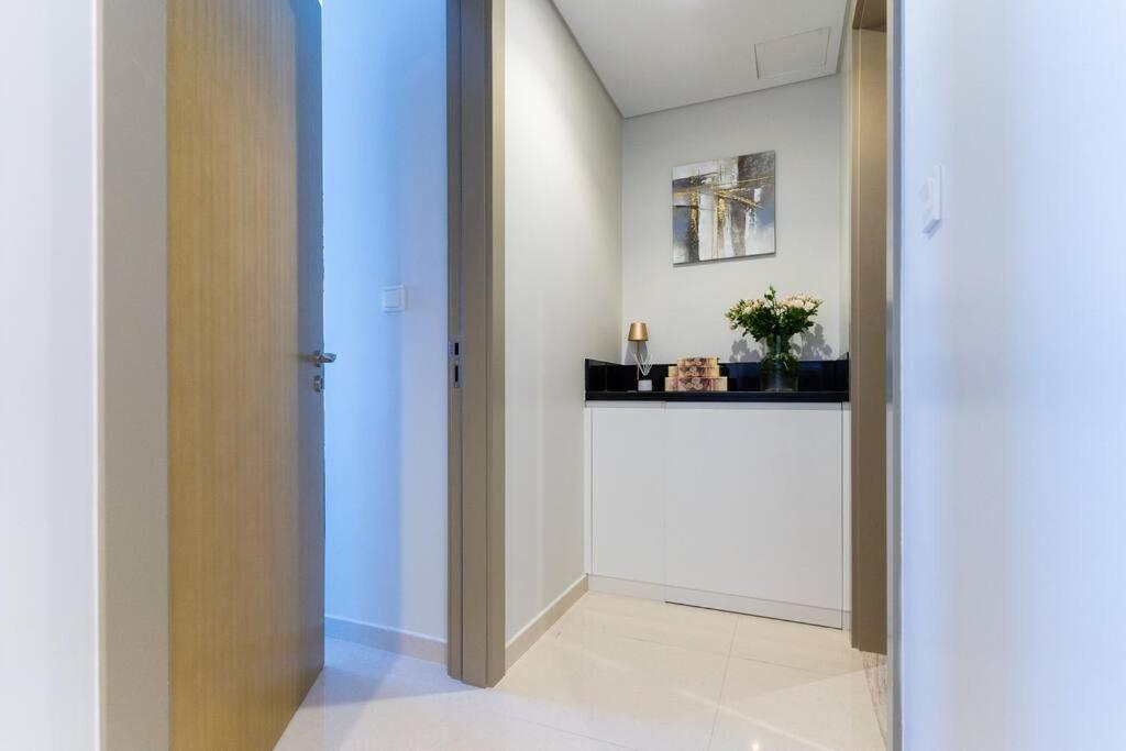 1br In Business Bay, Aykon