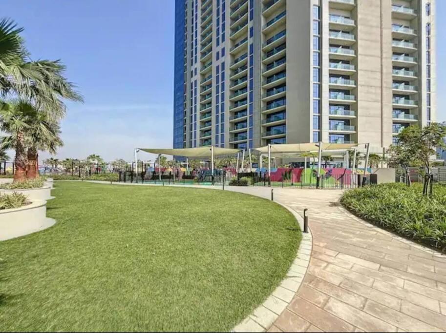 1br In Business Bay, Aykon Dubai