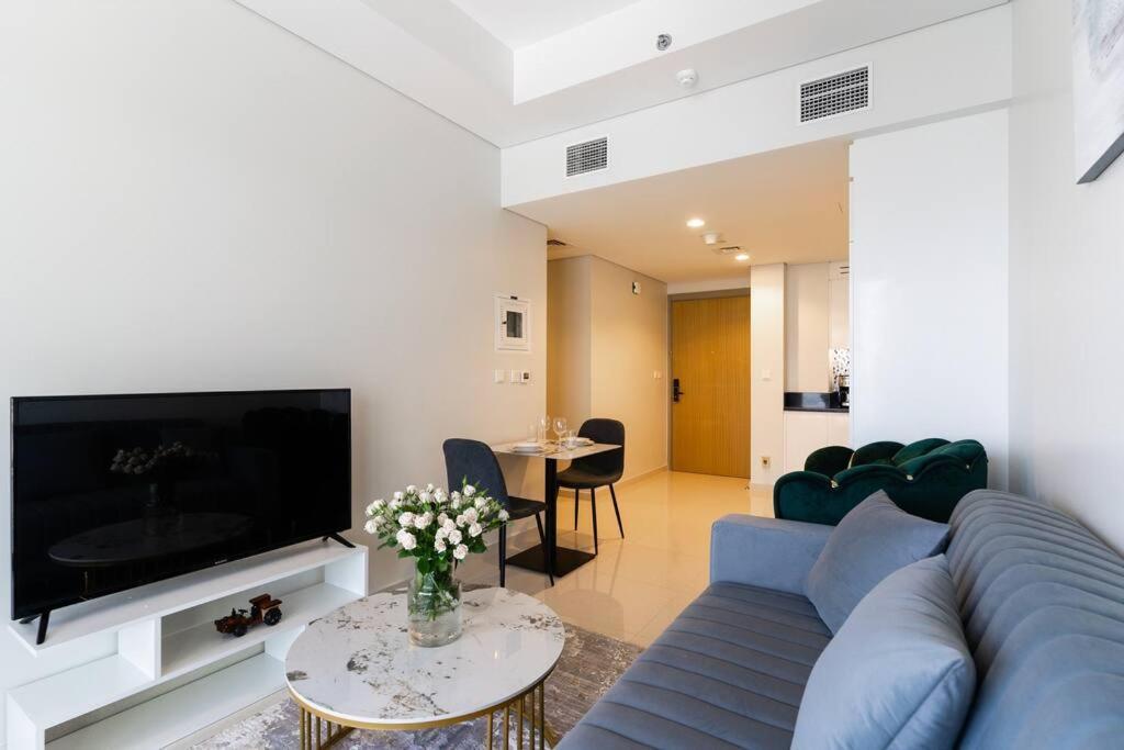 1br In Business Bay, Aykon Dubai