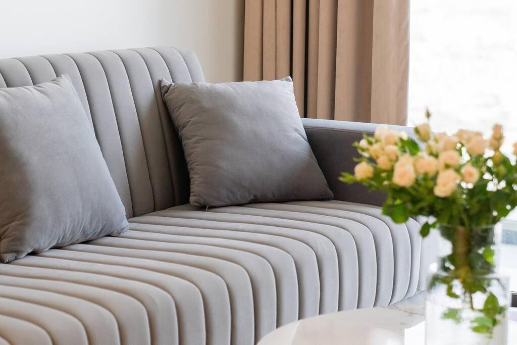 1br In Business Bay, Aykon