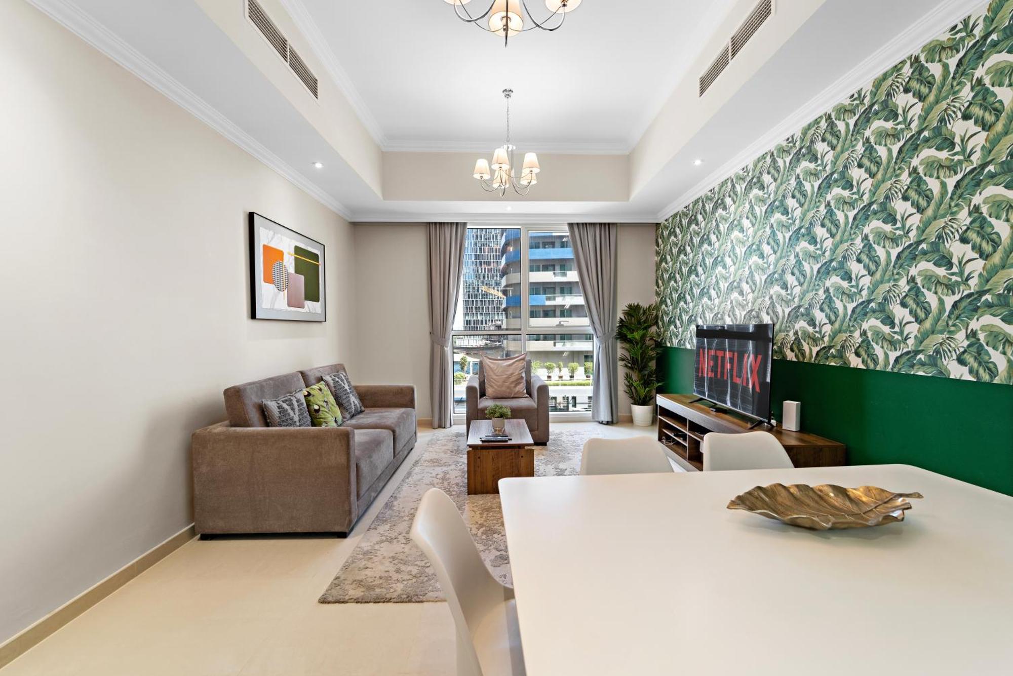 Chic 1br With Pool And Gym Dubai