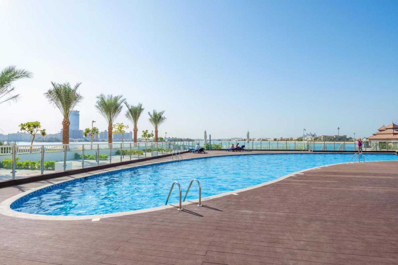 Apartment Stylish Palm Jumeriah 1-bed With Private Dubai