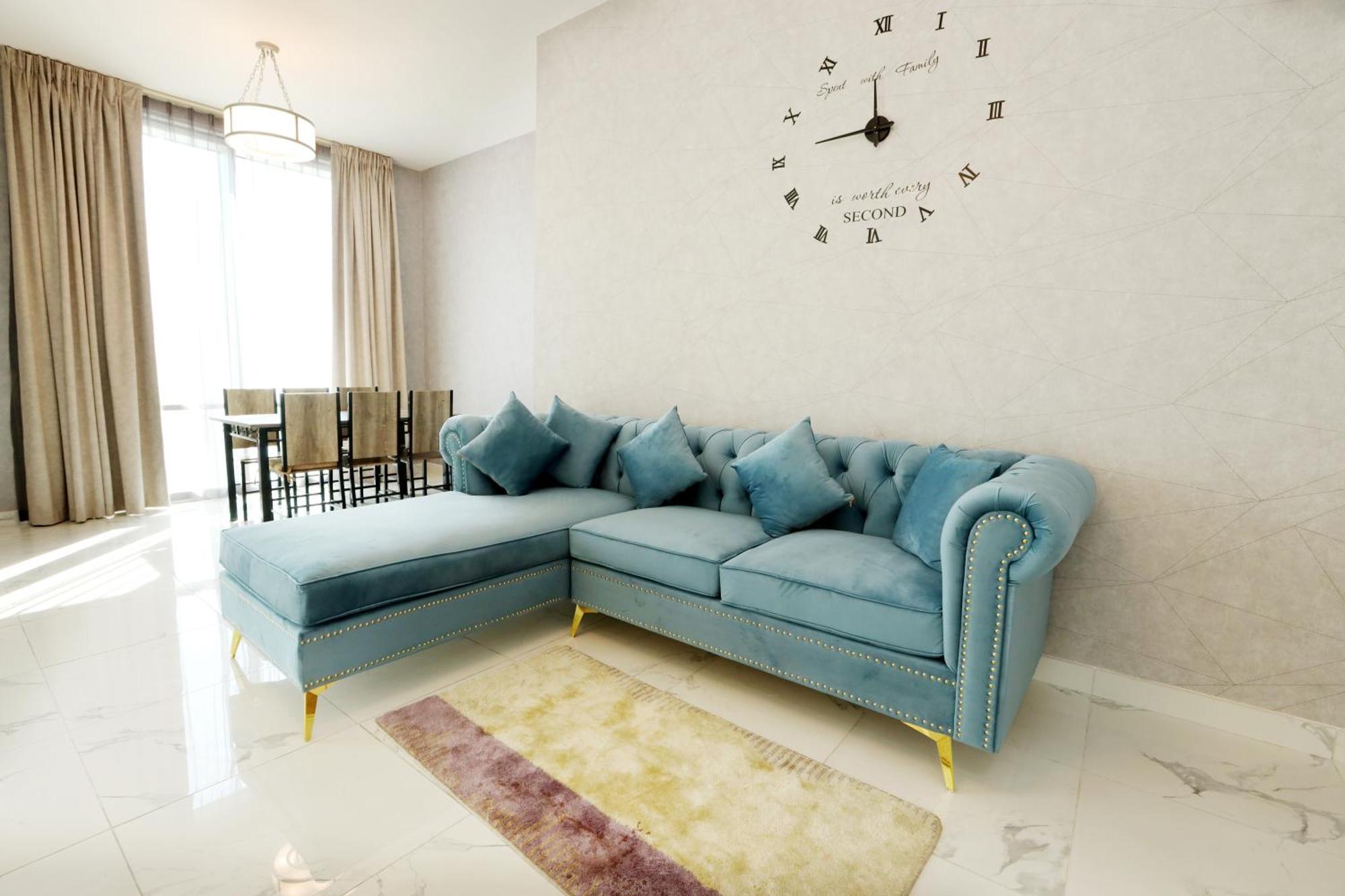 Brown Stone - Canal & Burj Khalifa Five Star Apartment Dubai