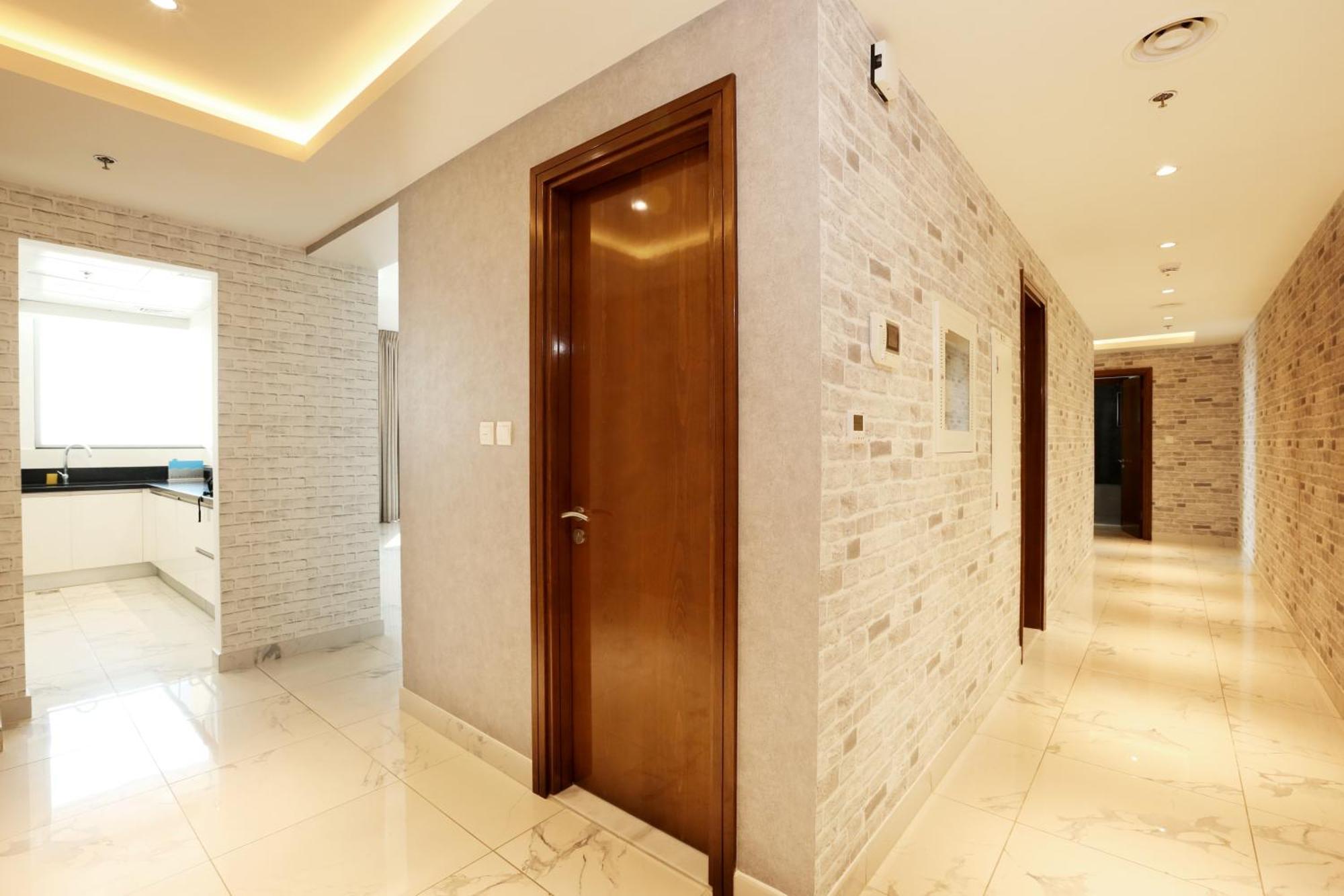Brown Stone - Canal & Burj Khalifa Five Star Apartment