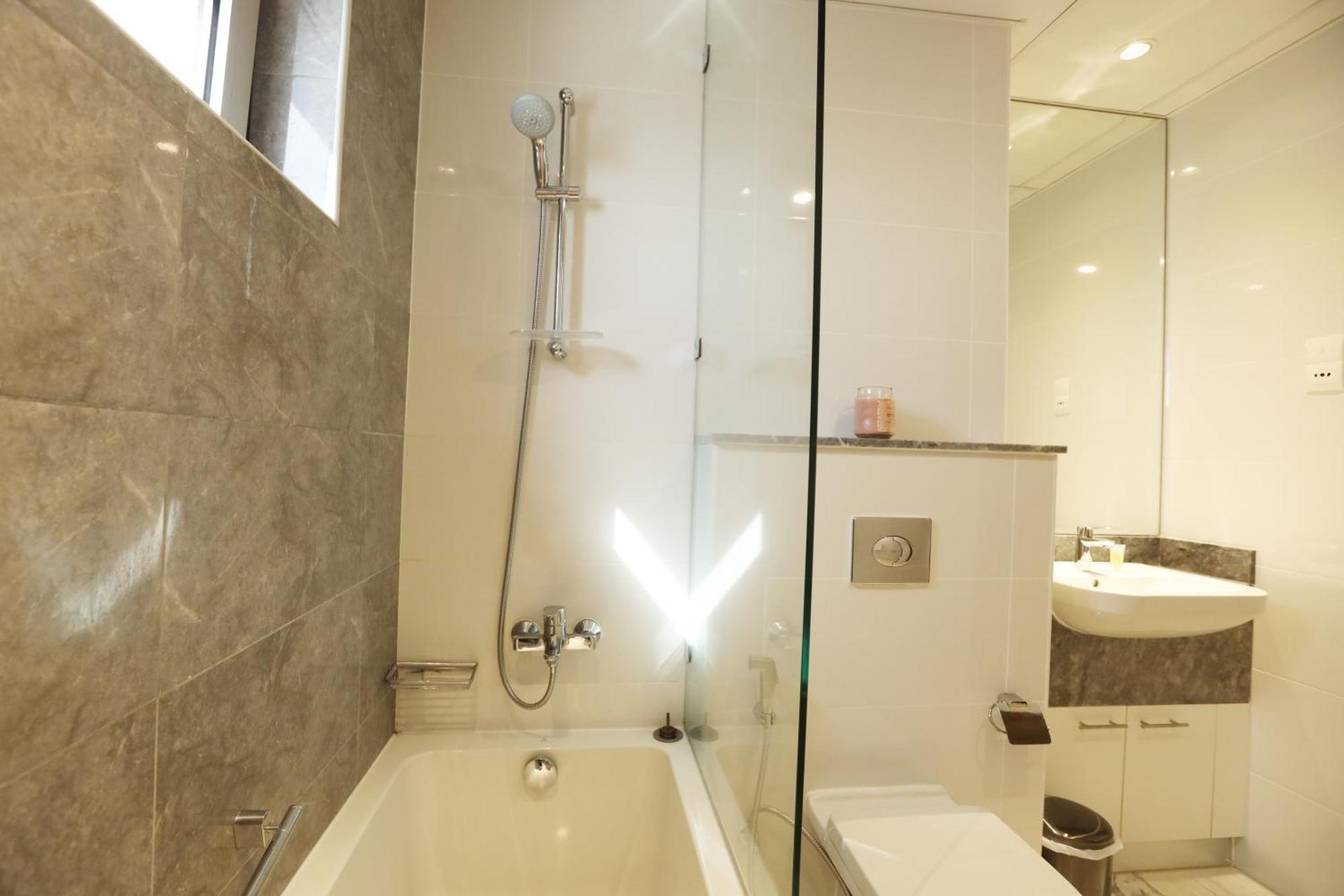 Apartment Brown Stone - Canal & Burj Khalifa Five Star *