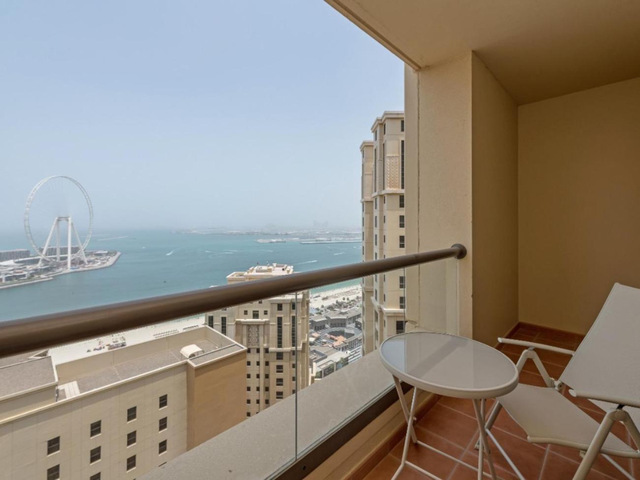 Sea View 2br In Jbr Apartment *