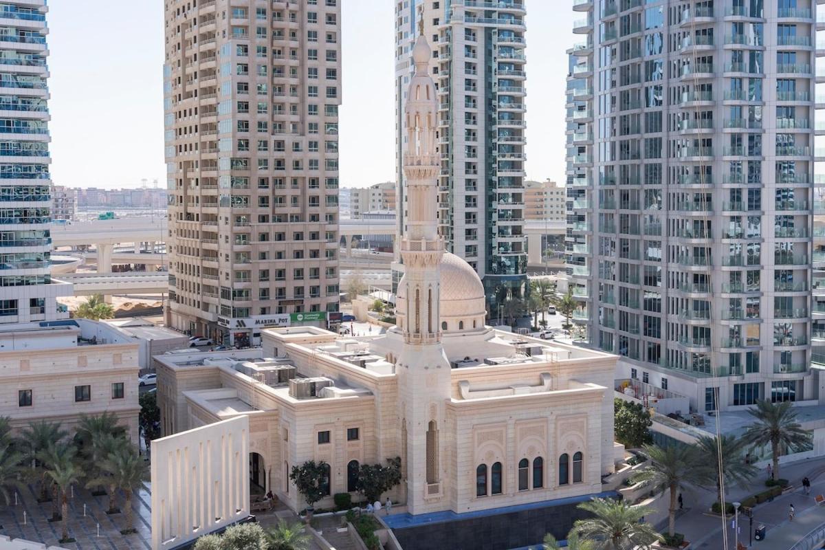 Apartment Stunning 1-bedroom With Sea View In Marina Dubai