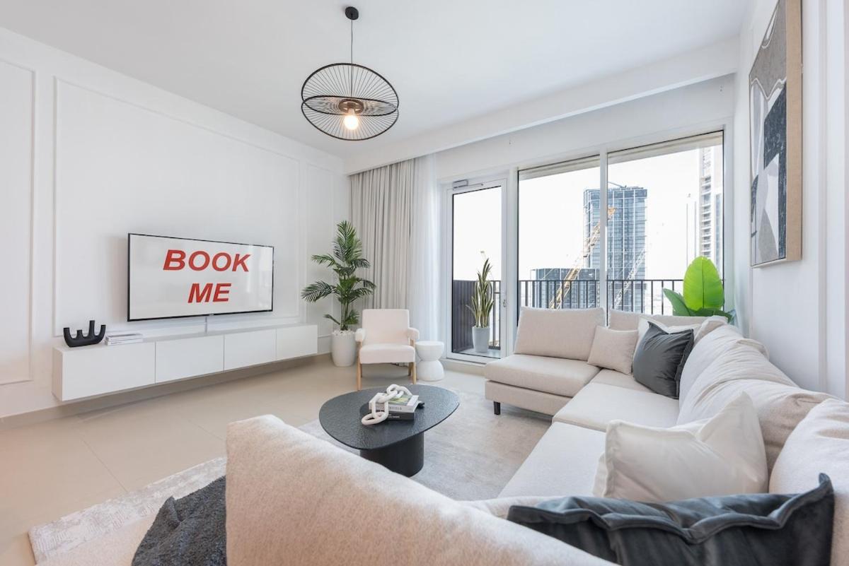 Captivating 1br In Creek Harbour Apartment *