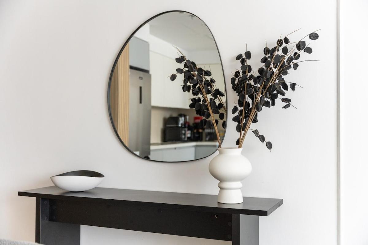 Captivating 1br In Creek Harbour *