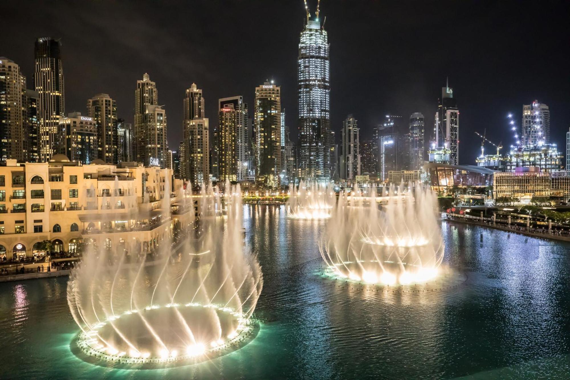 Apartment Lux Escape, Burj Crown Opera View, Near Mall *