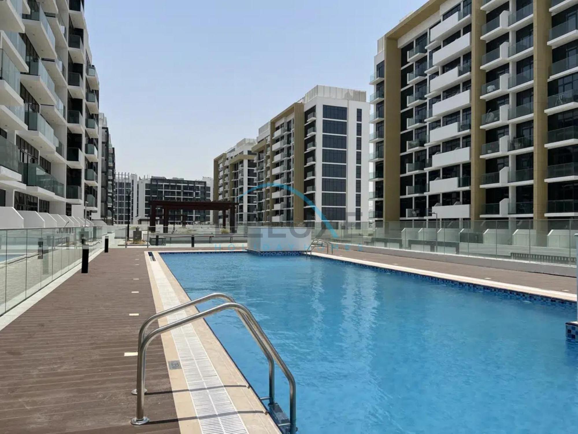 Calming At Azizi Riviera 4, Al Merkadh By Deluxe Homes