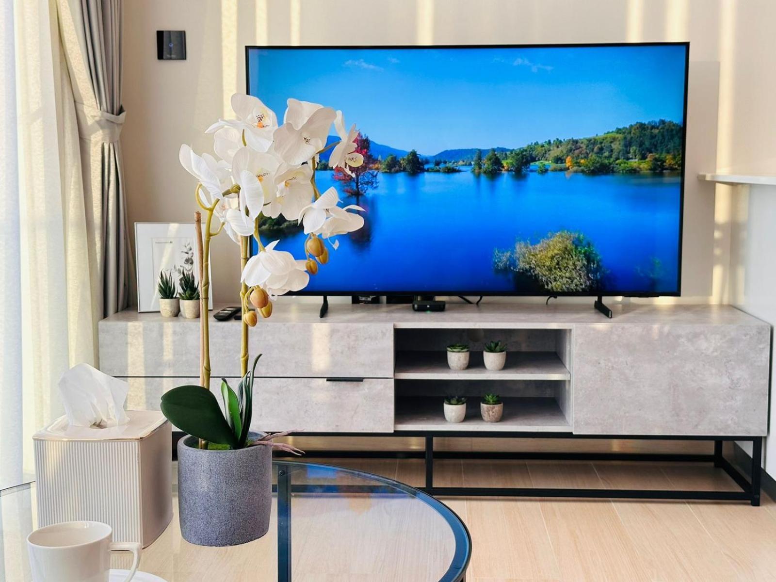 Apartment Modern 1br In Jvc With Pool & Gym