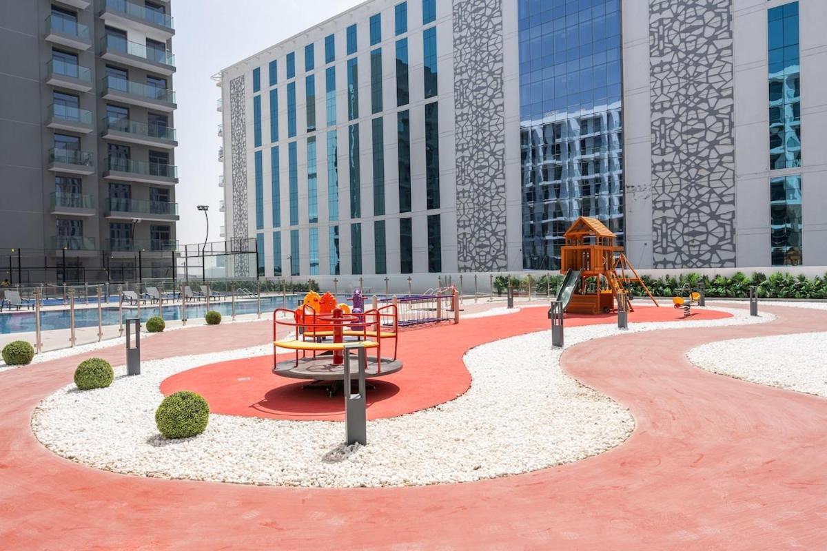 Chic & Cozy At Laya Heights *