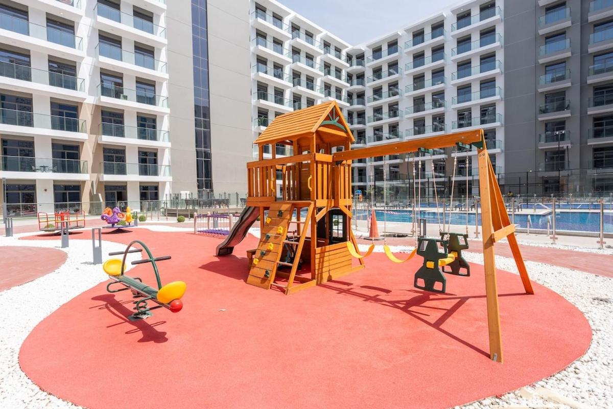 Chic & Cozy At Laya Heights Dubai