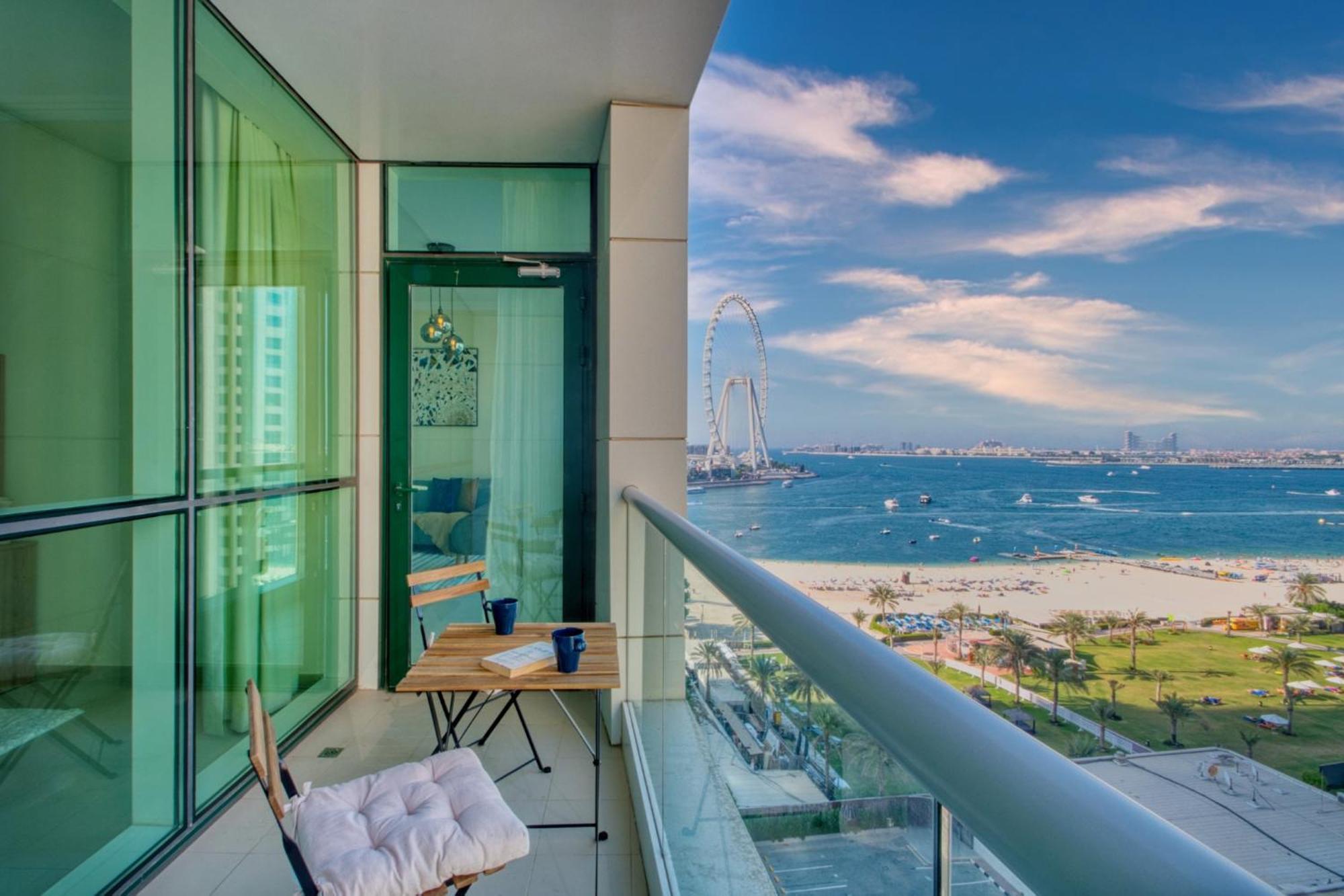 Classic Retreat In Jbr With Private Access Apartment *
