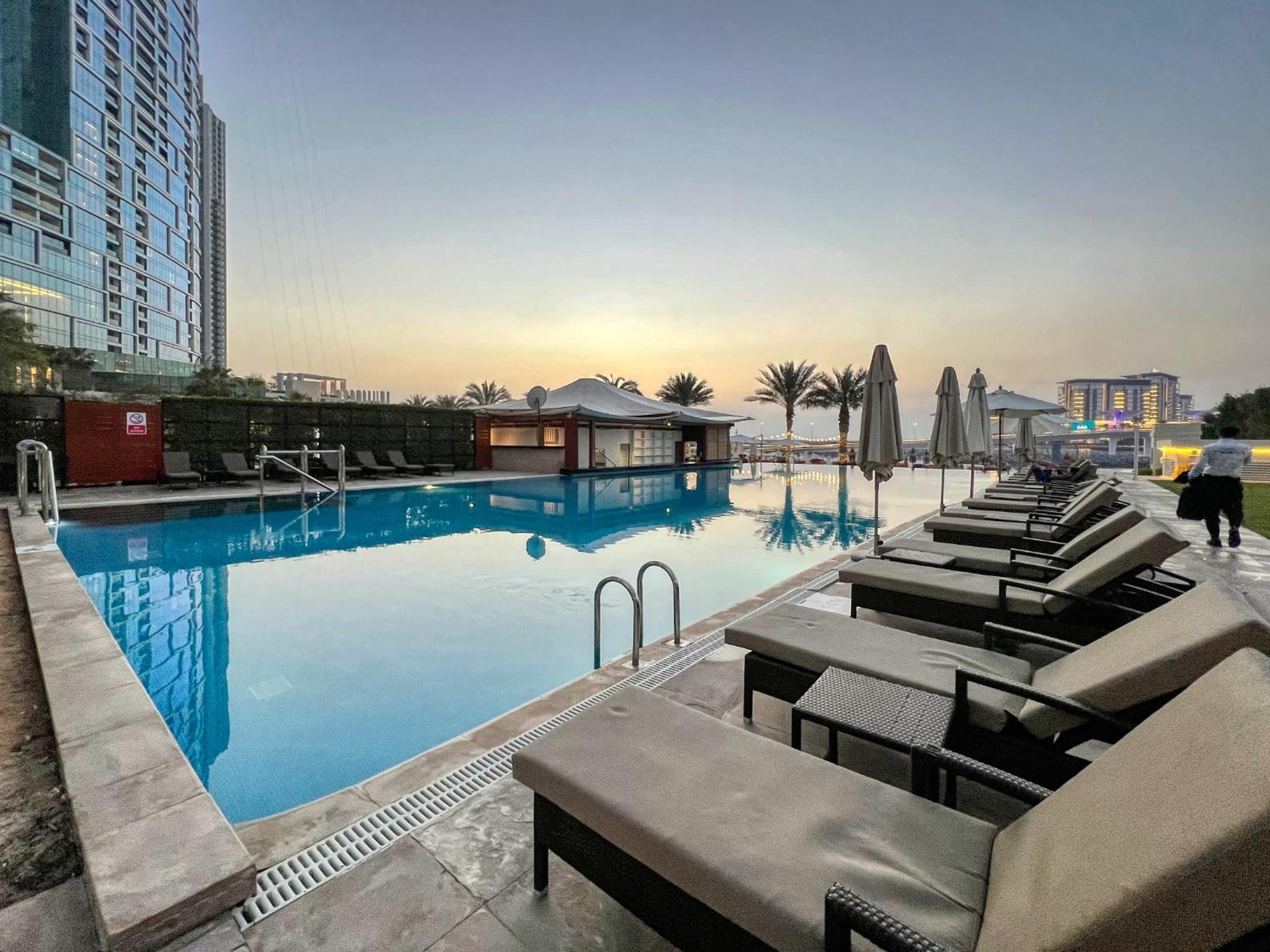 Apartment Classic Retreat In Jbr With Private Access *
