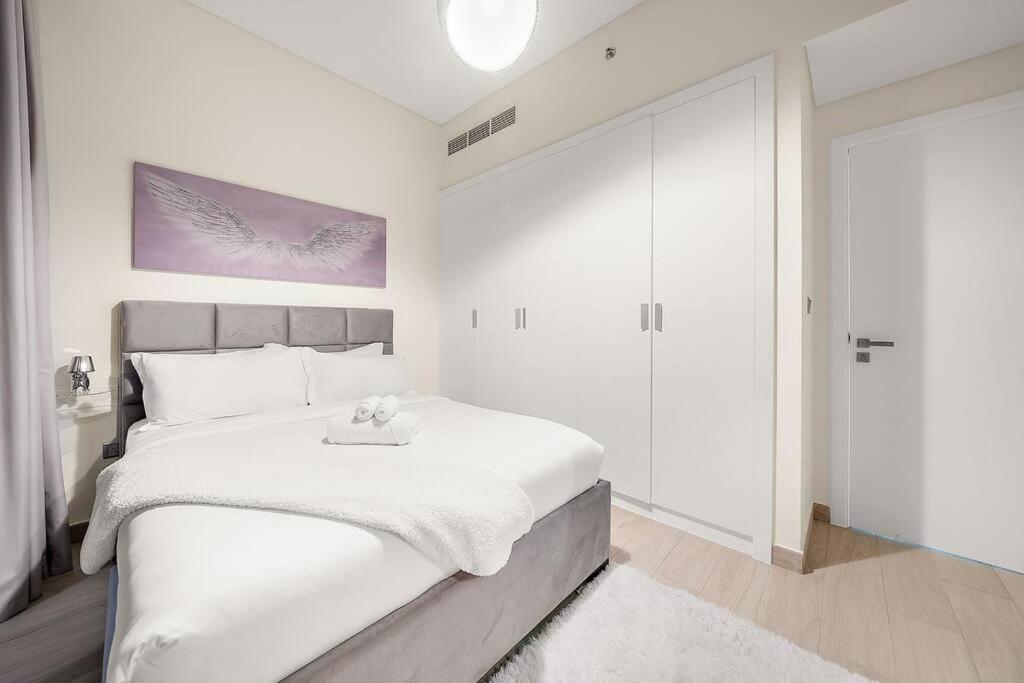 First Class 1br Luxury Escape * Dubai