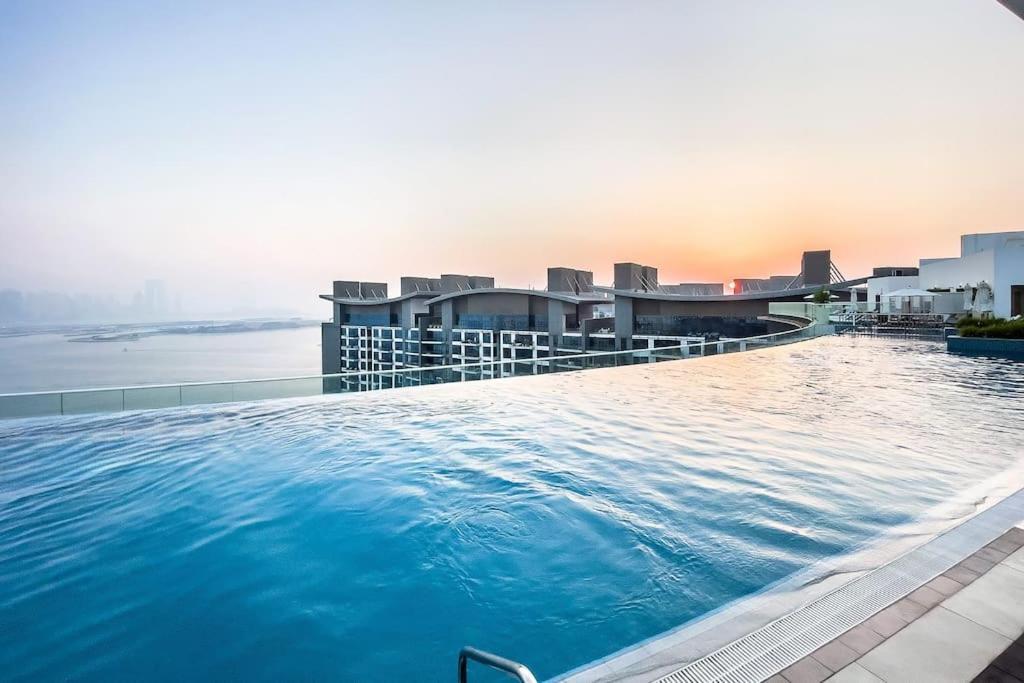 Modern In Seven Palm * Dubai