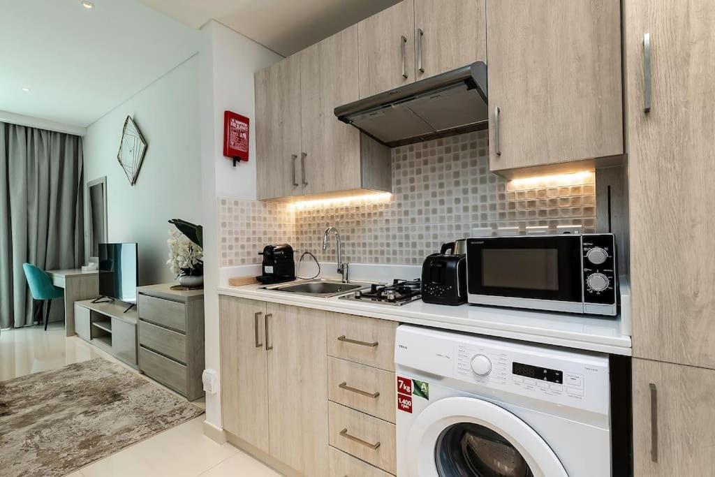 Modern In Seven Palm Dubai