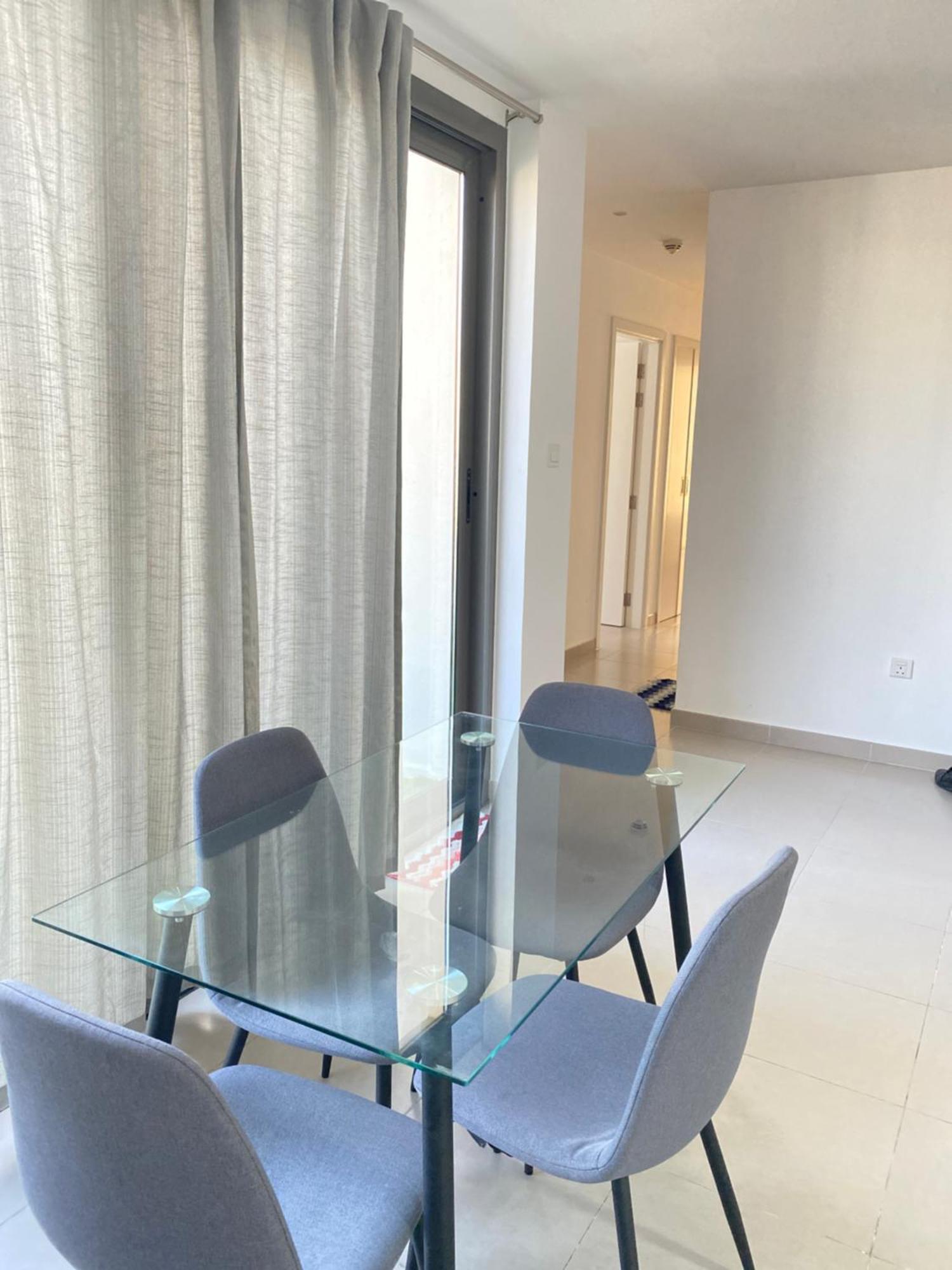Lovely Calm 3br Easy Accessibility To With Huge Balcony And Pool View Town Square Apartment *