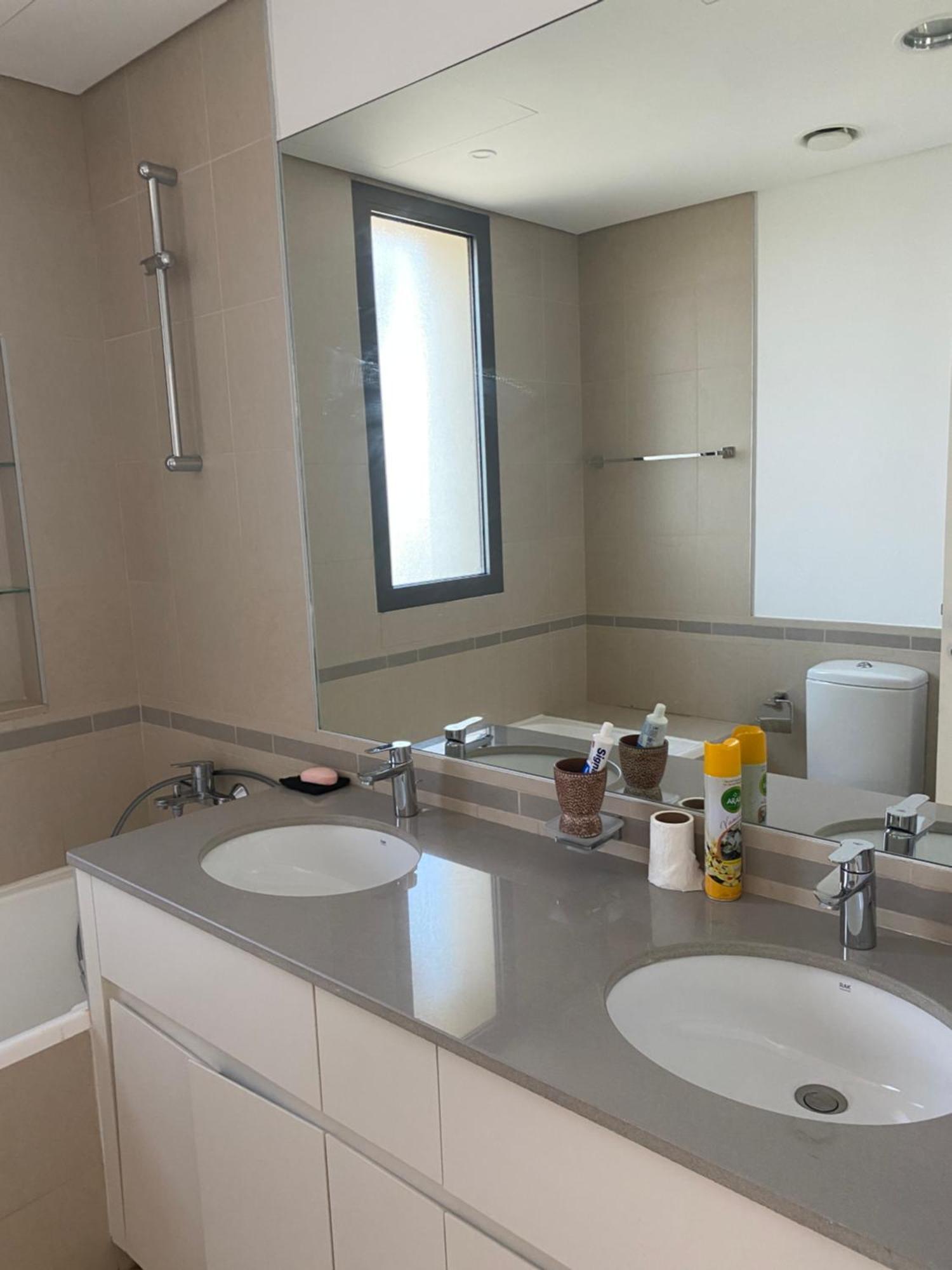 Lovely Calm 3br Easy Accessibility To With Huge Balcony And Pool View Town Square