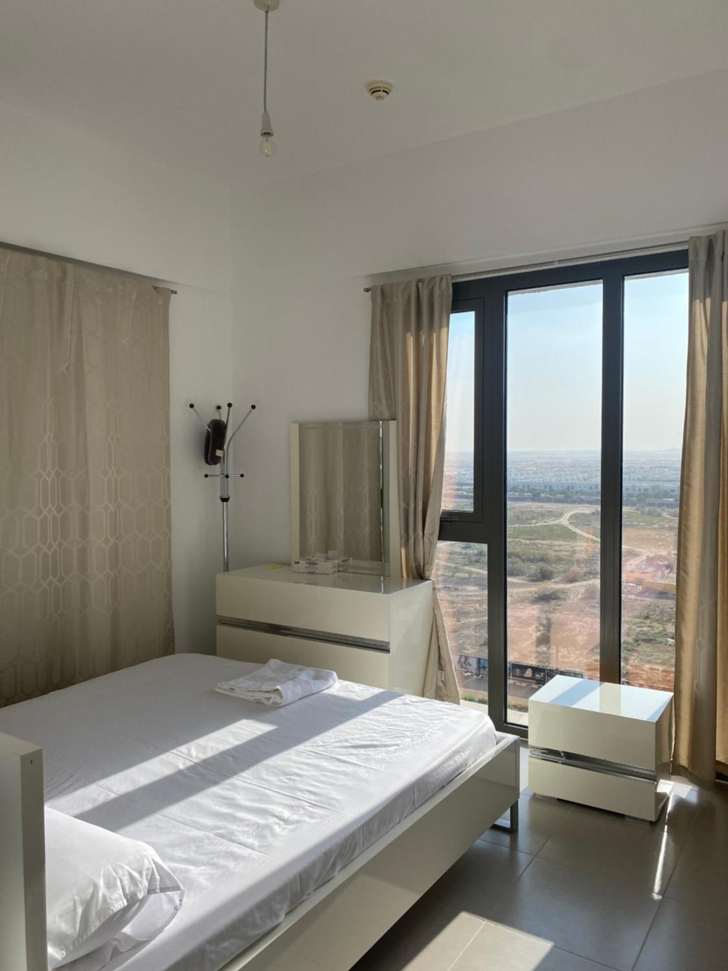 Lovely Calm 3br Easy Accessibility To With Huge Balcony And Pool View Town Square Apartment Dubai