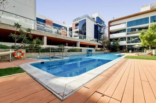 Modern In Pera Tower Jvc Apartment *