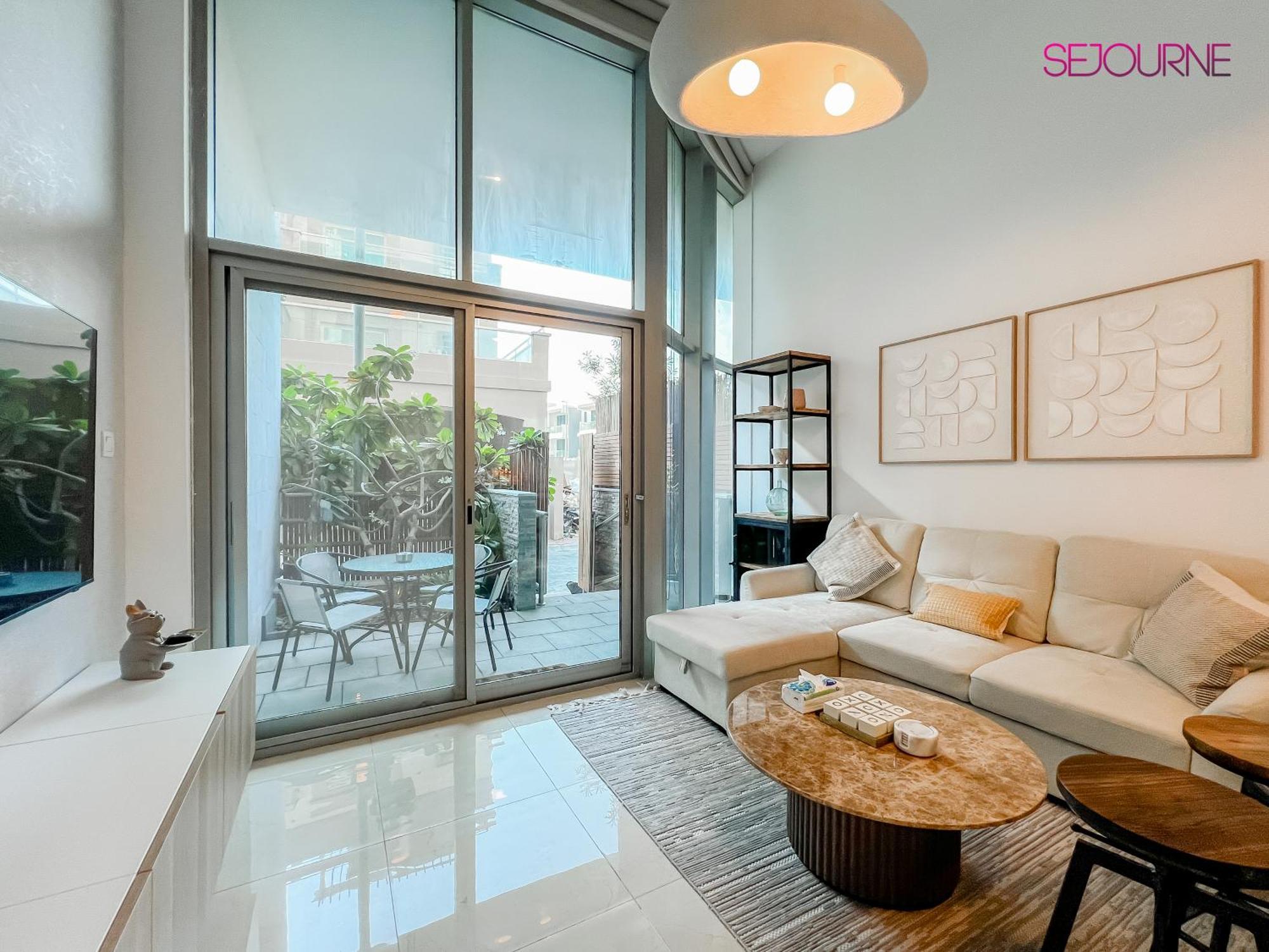 Apartment Modern In Pera Tower Jvc