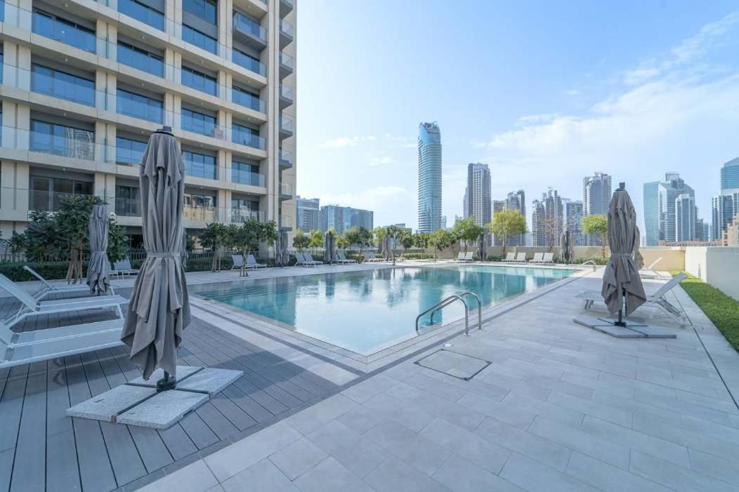 Modern Comfort And Stylish 1-bedroom In Downtown That Sleeps 2 *