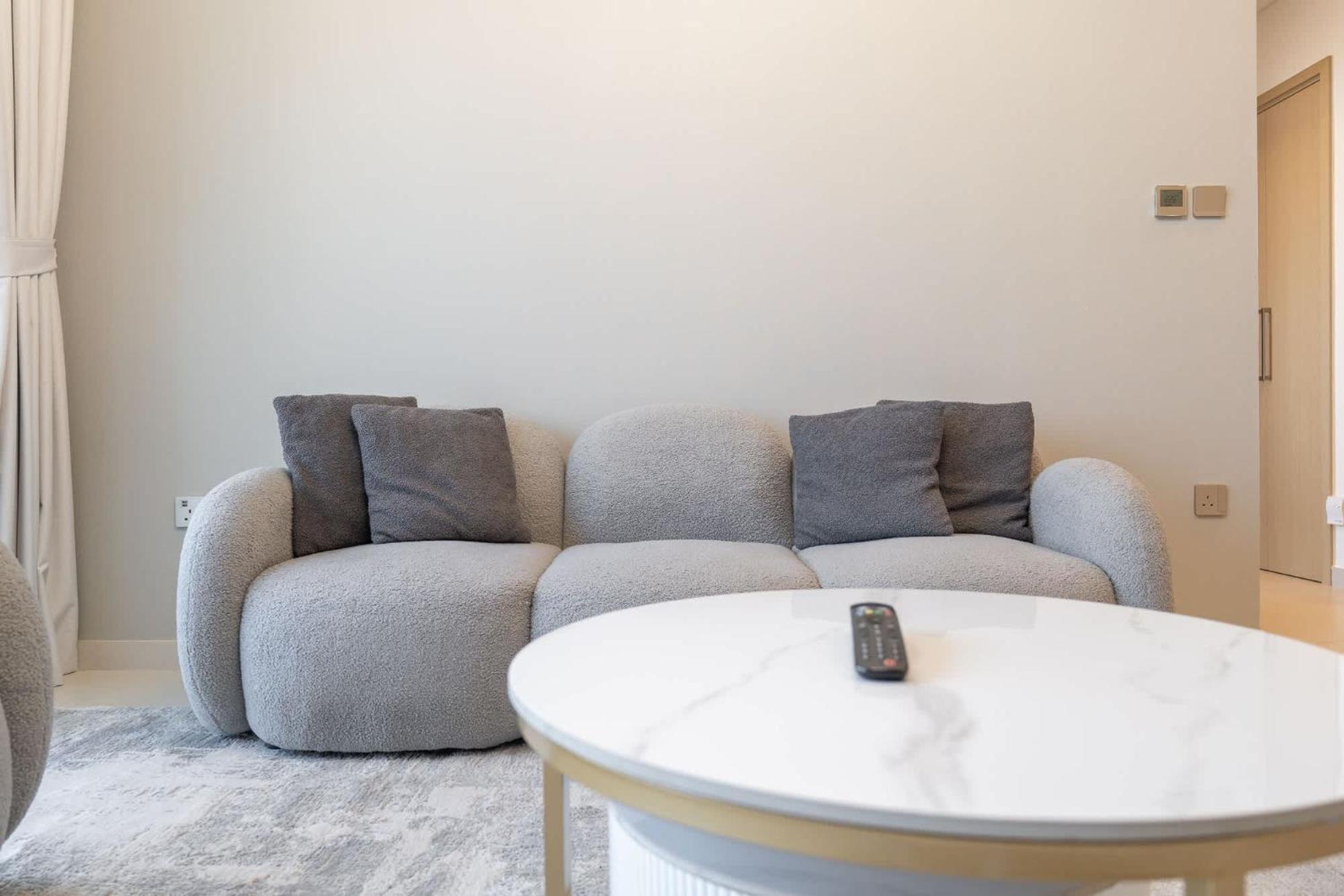 Modern Comfort And Stylish 1-bedroom In Downtown That Sleeps 2