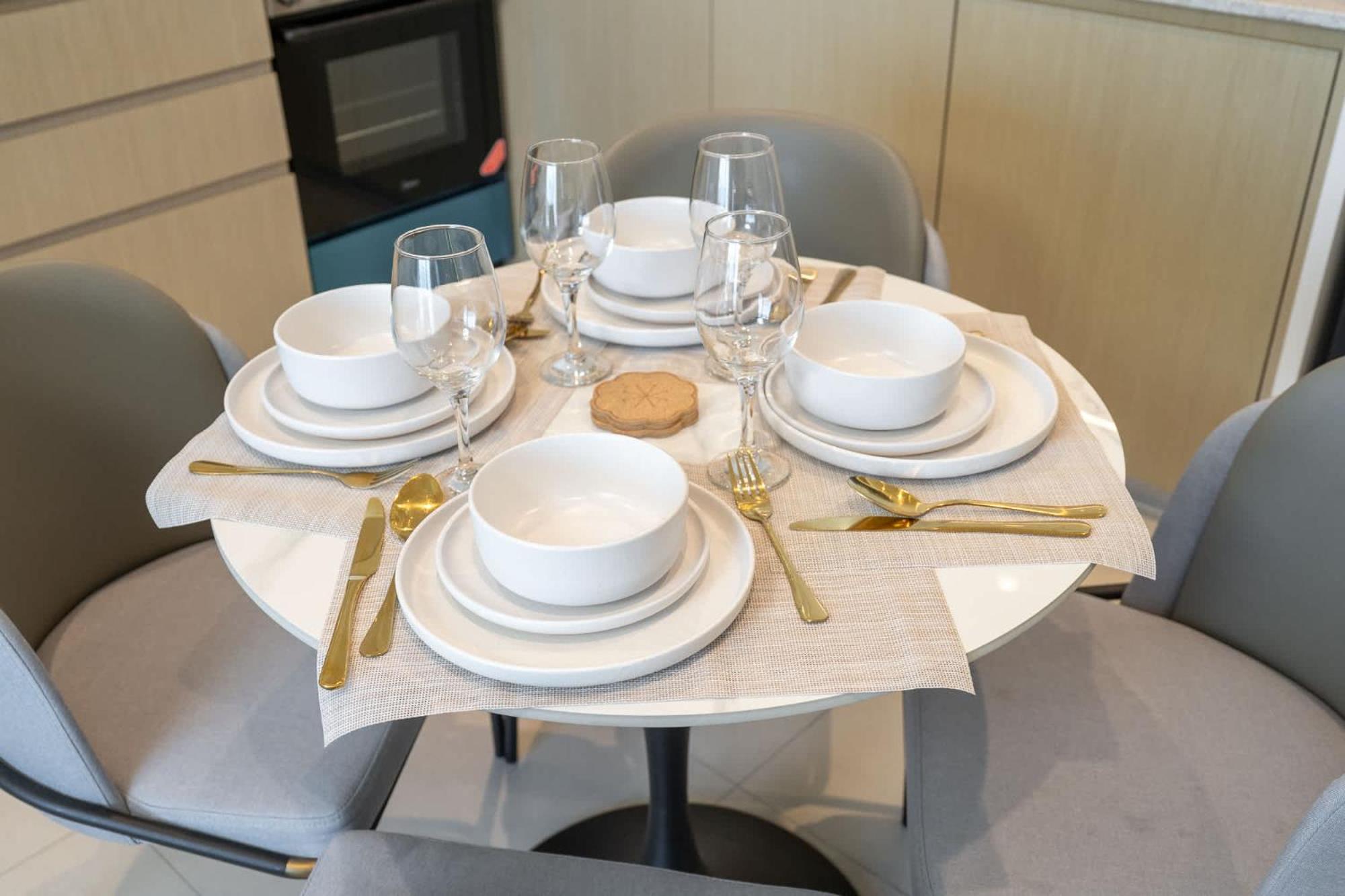 Apartment Modern Comfort And Stylish 1-bedroom In Downtown That Sleeps 2 Dubai