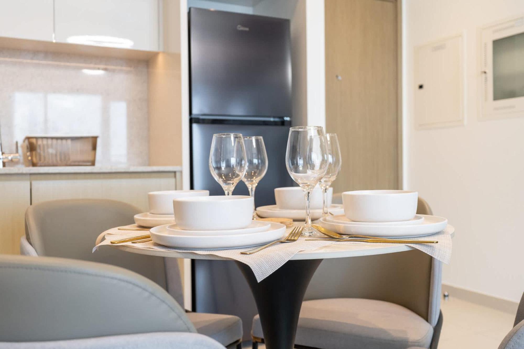 Modern Comfort And Stylish 1-bedroom In Downtown That Sleeps 2