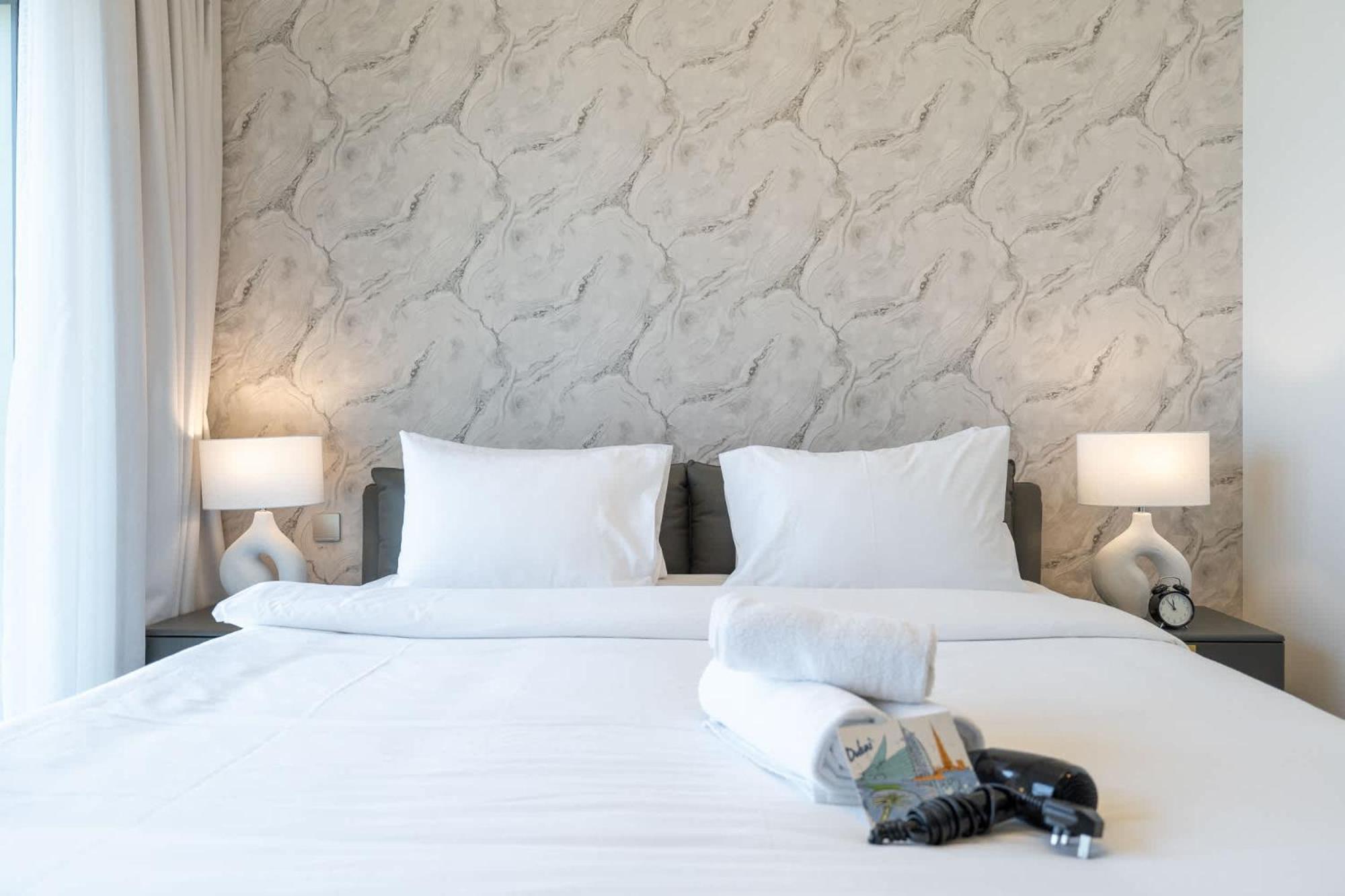 Modern Comfort And Stylish 1-bedroom In Downtown That Sleeps 2 Apartment