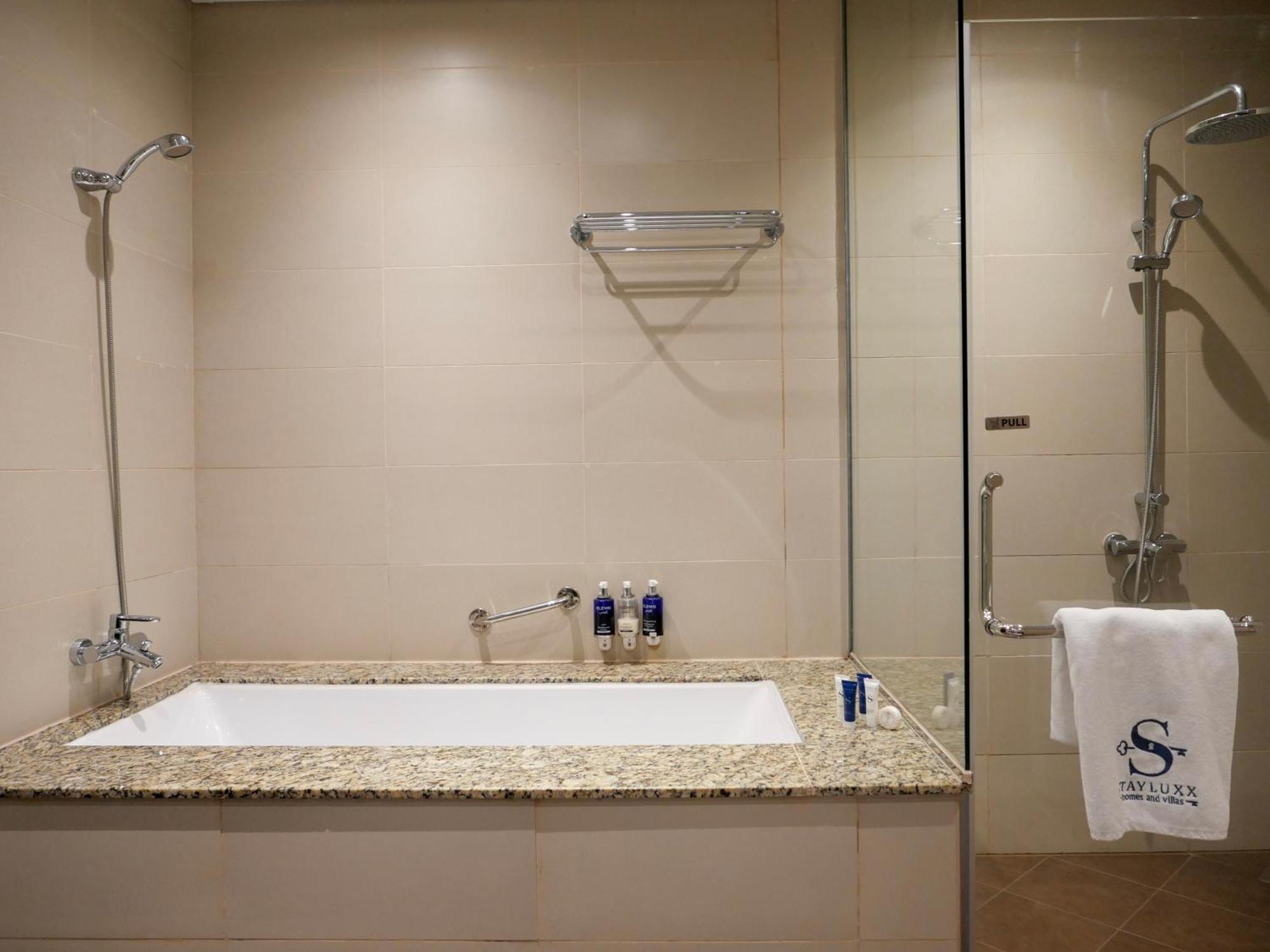 Elegant 1br Full Palm View At 5 Star *