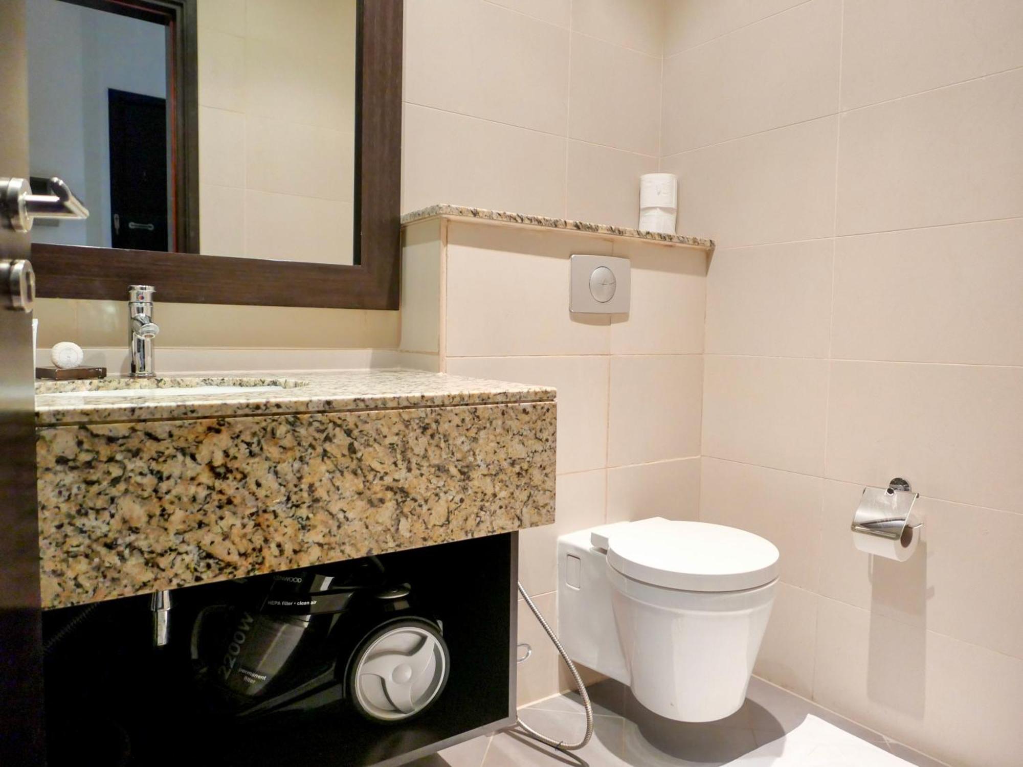 Elegant 1br Full Palm View At 5 Star Apartment *