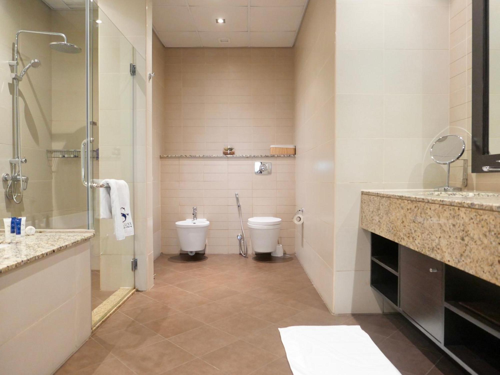 Elegant 1br Full Palm View At 5 Star Apartment