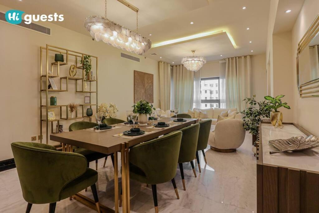 Apartment Higuests - Luxurious 2br Haven In Iconic Palm Jumeirah Dubai