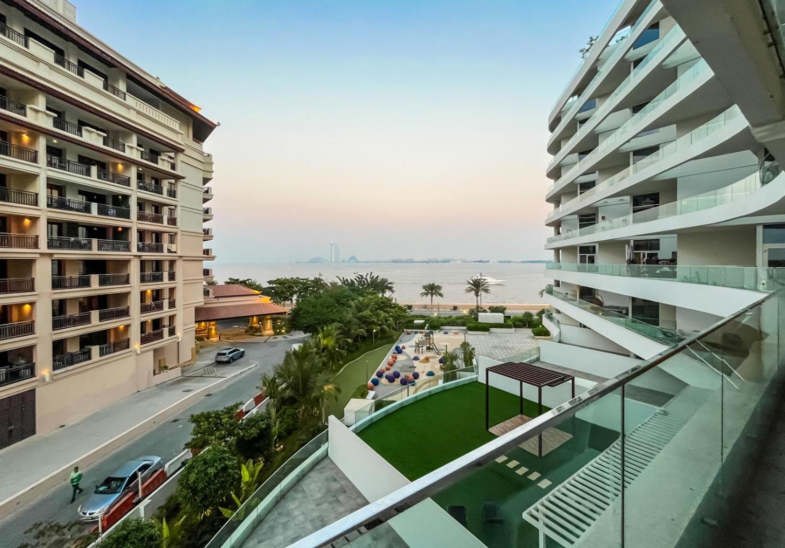 Livbnb-premium 1b With Burjalarab Views In Mina Apartment Dubai