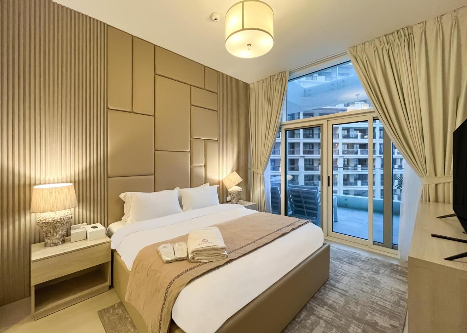 Apartment Livbnb-premium 1b With Burjalarab Views In Mina Dubai