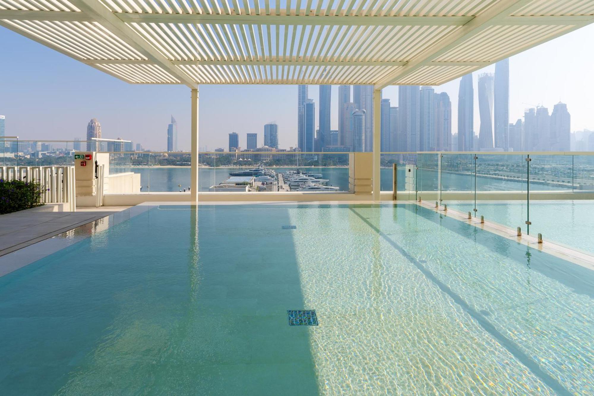 Private Access 1 Bedroom - Beachfront * Dubai