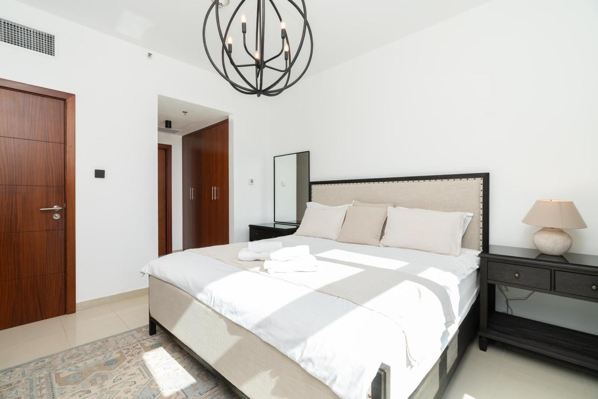 Downtown,fountain View, Nearburj Khalifa,3 Minutes Walk To Mall 5*