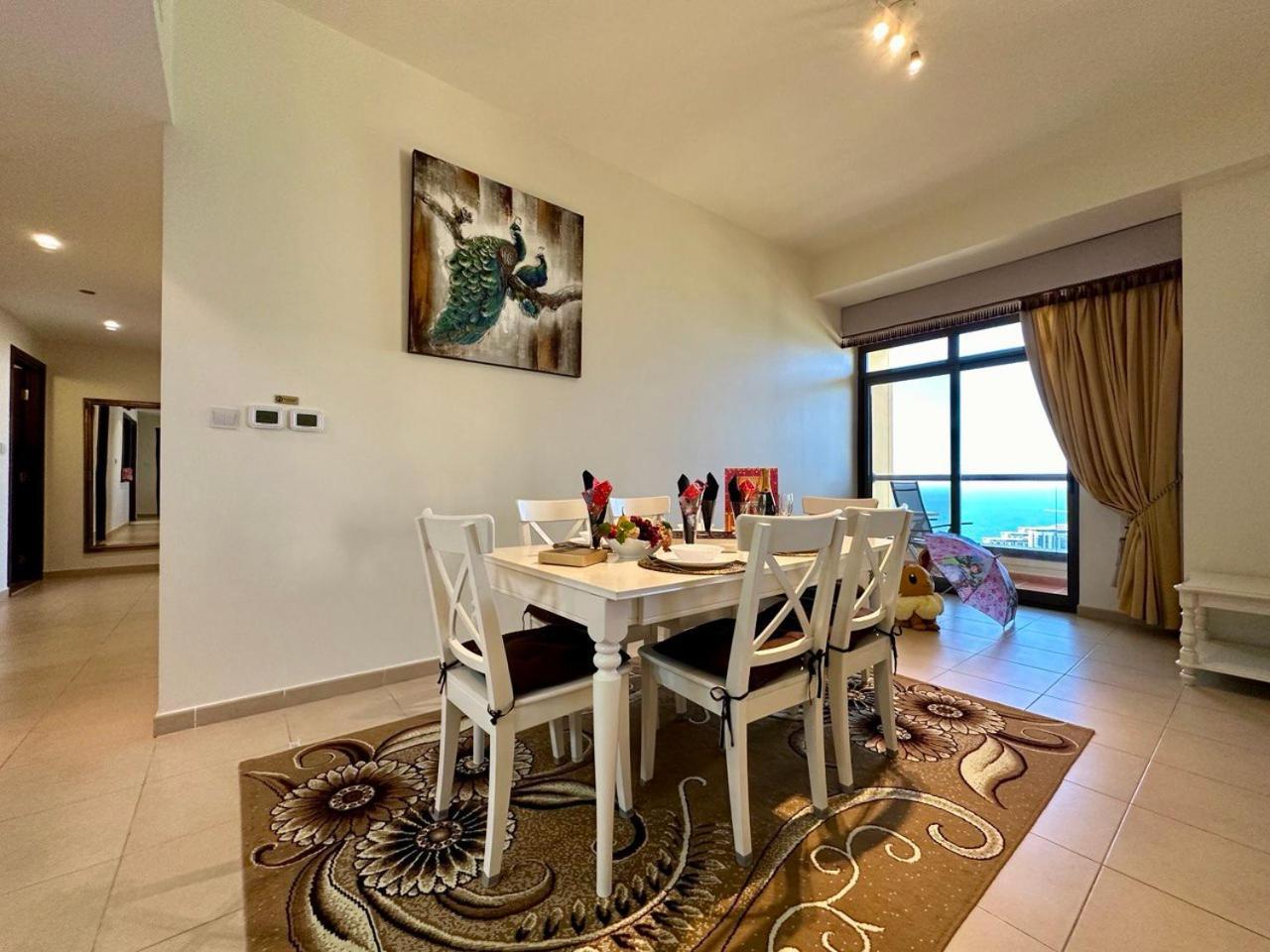 Apartment Sea View 2br In Jbr *