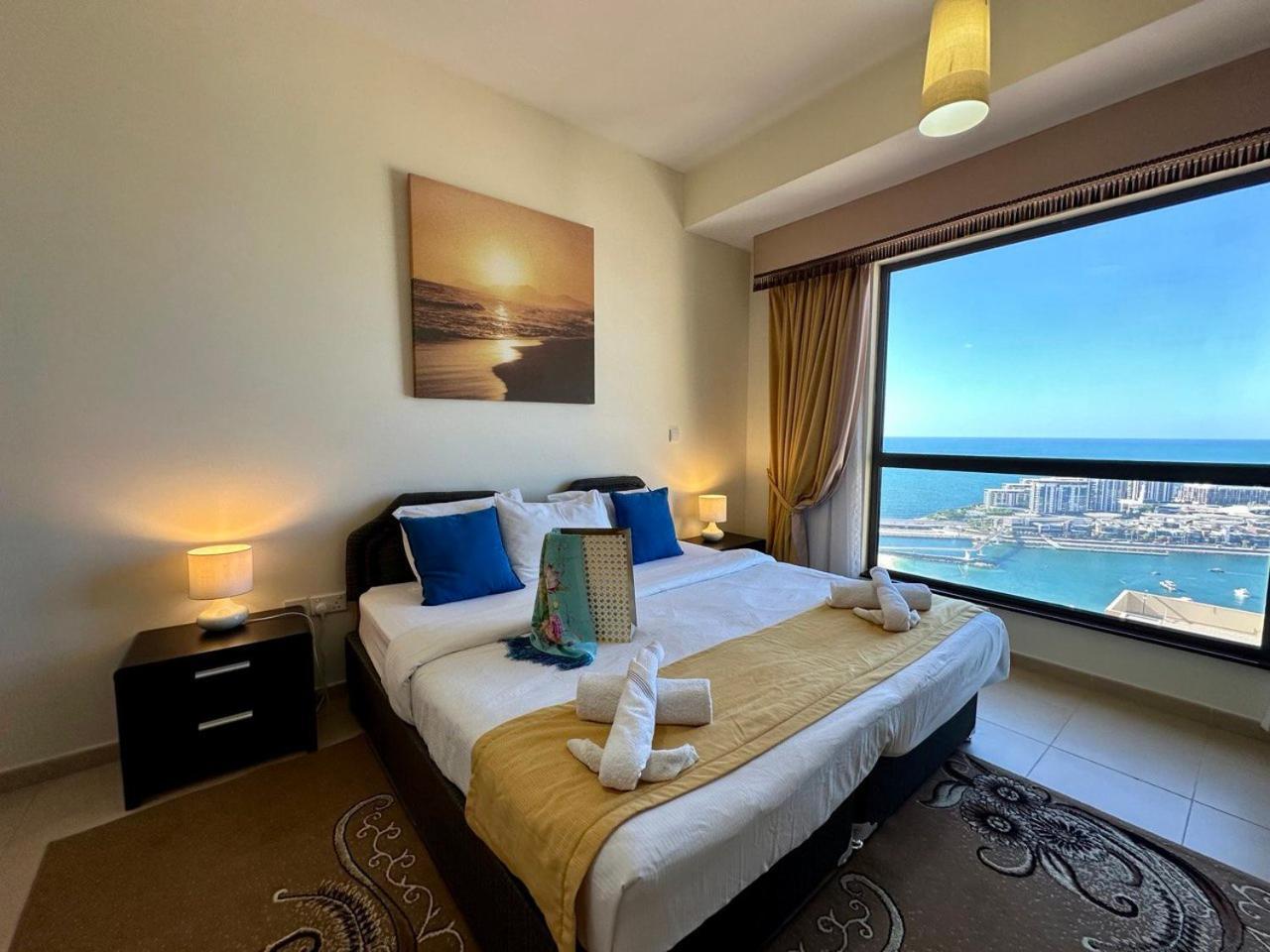 Sea View 2br In Jbr