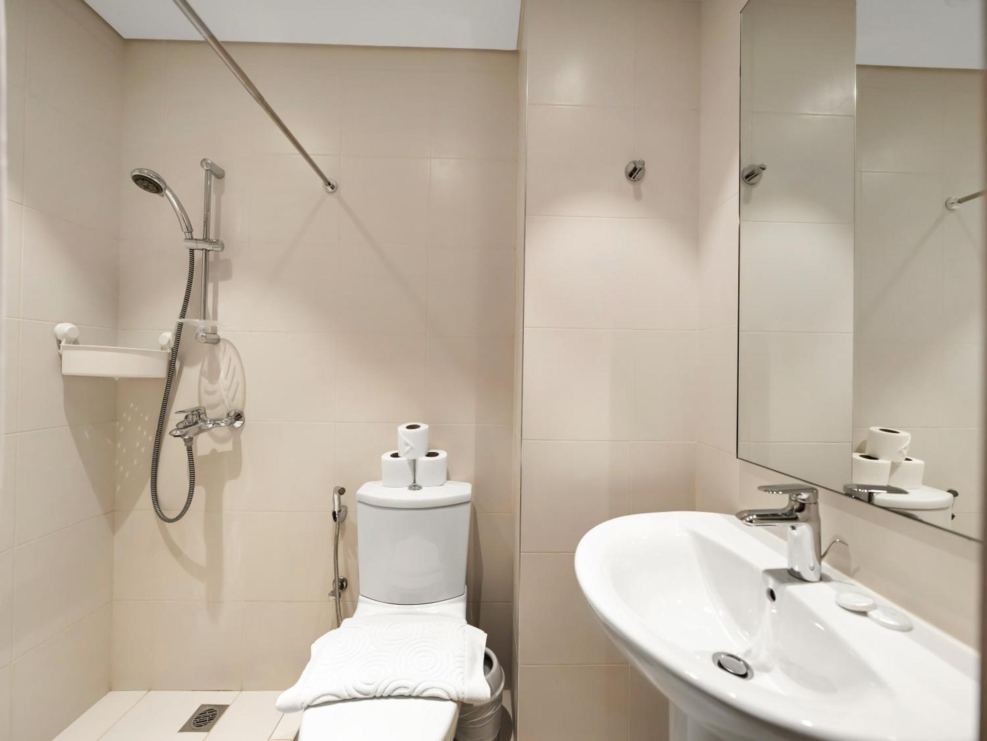 Apartment Wabi-sabi Style Fountain-view 4 Bedroom In The Sky *