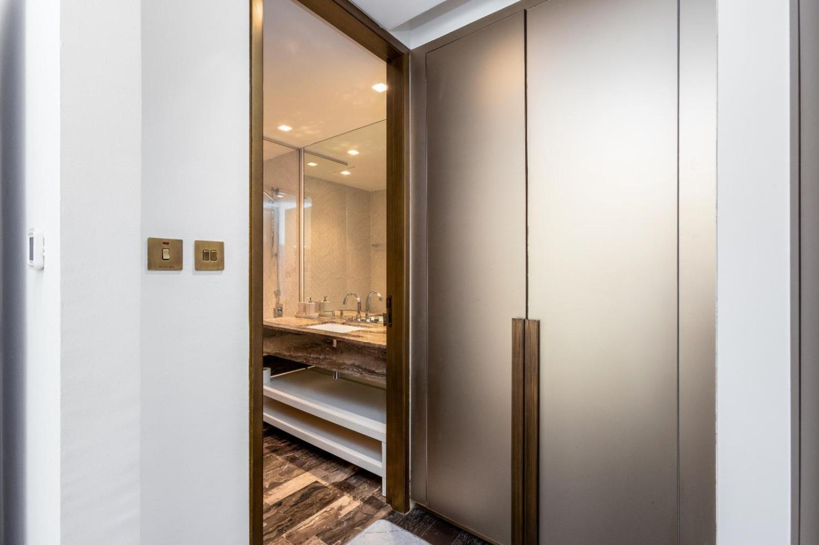Apartment High Floor 3br In Damac Heights, Marina - Allsopp & Allsopp Dubai