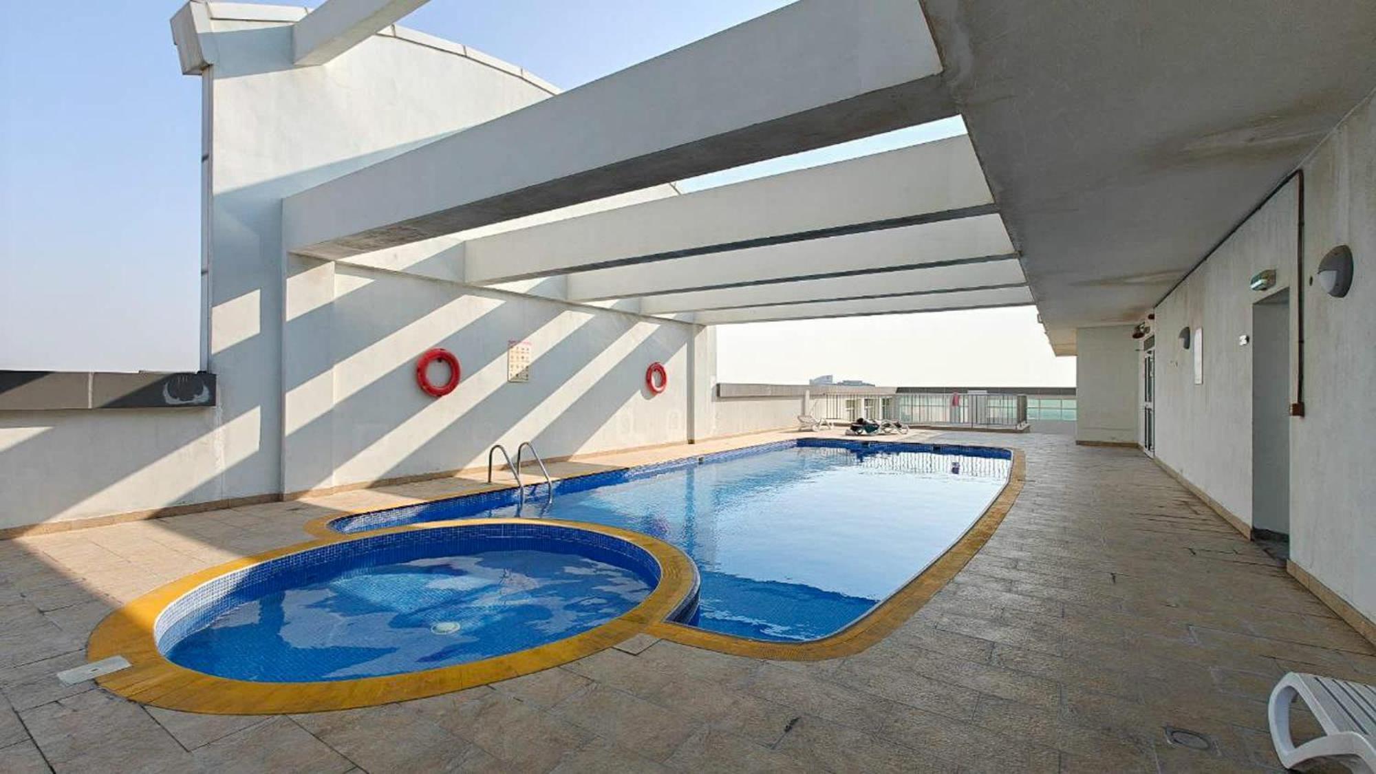Apartment Charming, Sun-filled 1-bedroom In Red Residence, Sports