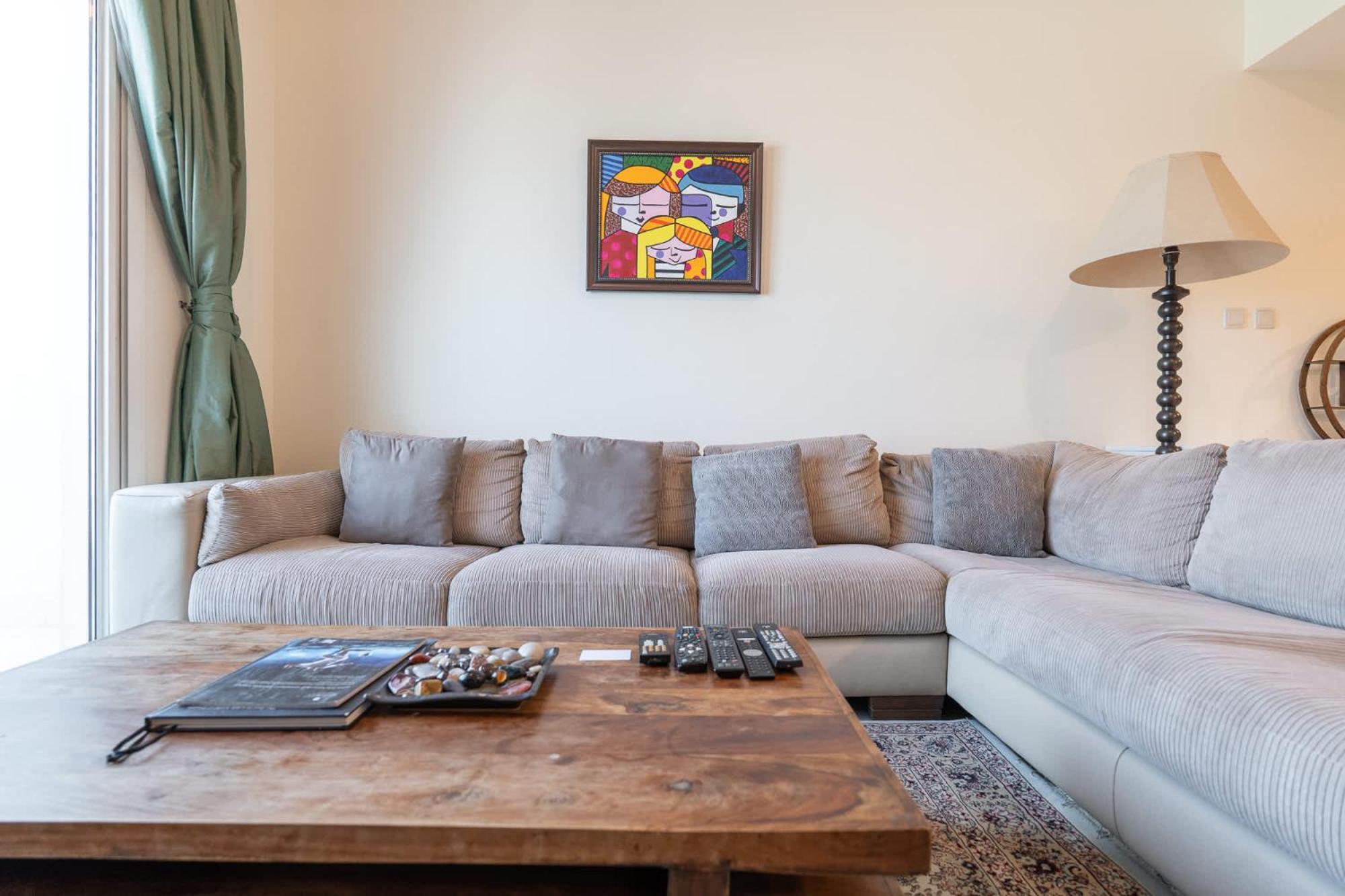 Charming, Sun-filled 1-bedroom In Red Residence, Sports Dubai